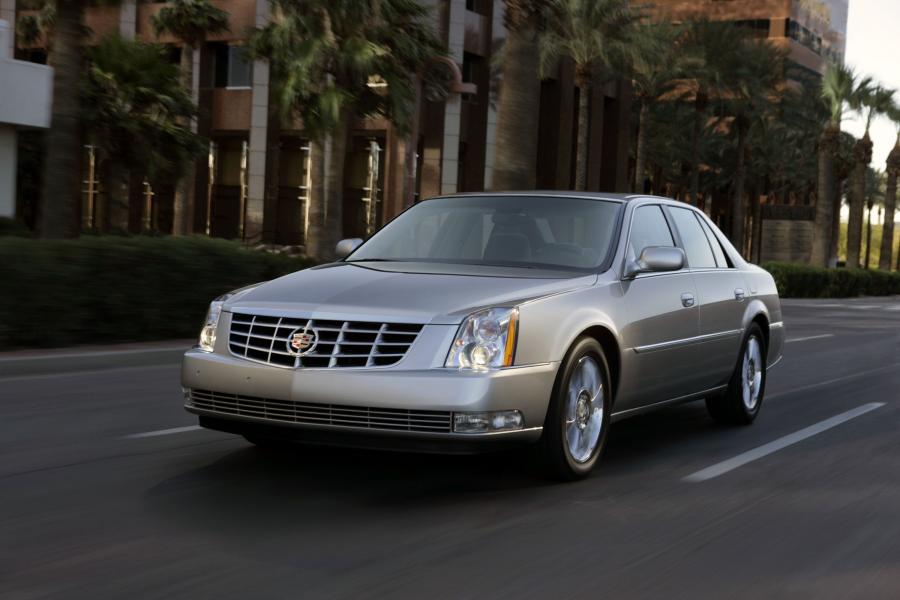 Cadillac DTS 2006 года  (фото 22 из 41)